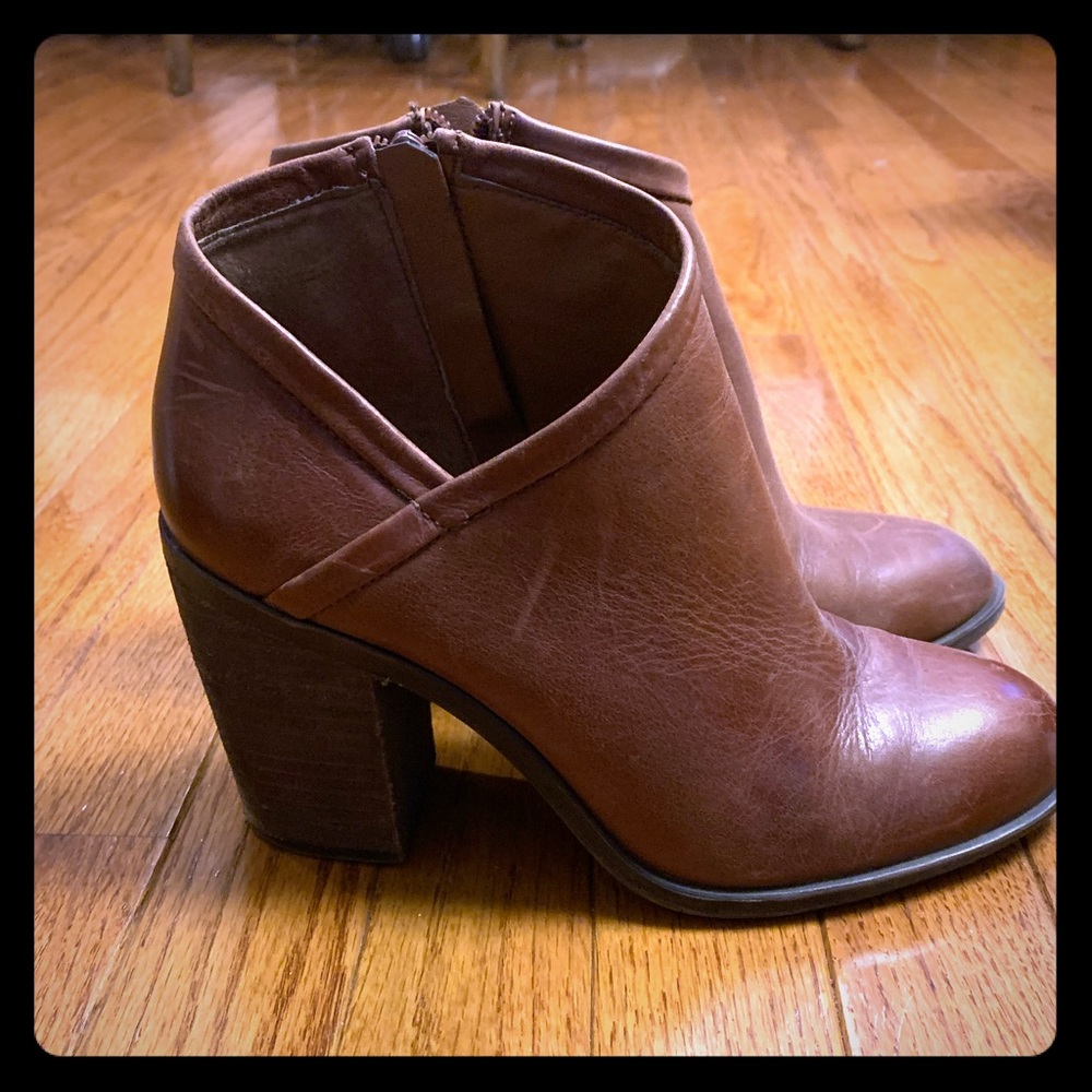 Lucky Brand brown leather ankle boot